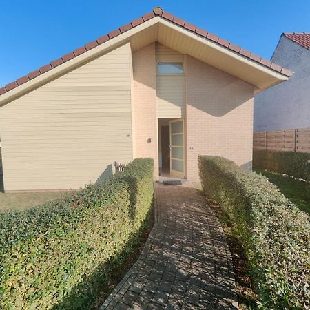 Huisje Zeegenoegen Oostduinkerke Koksijde Exterior foto